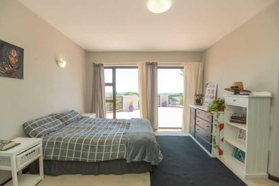 6 Bedroom Property for Sale in Walmer Heights Eastern Cape